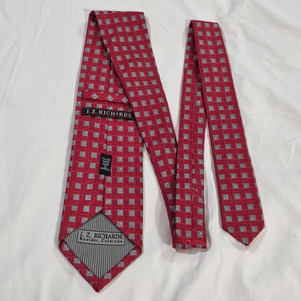 J. Z. Richards‎ Silk Geometric Pattern Necktie Red Grey Hand Made In USA Power